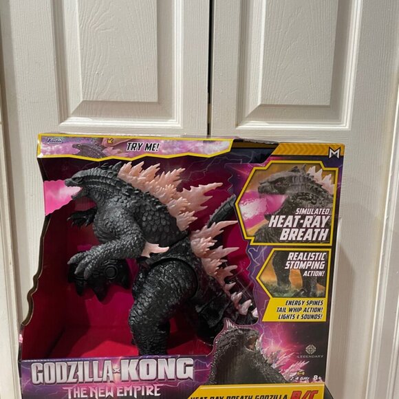 GODZILLA X KONG THE NEW EMPIRE R/C HEAT RAY BREATH REALISTIC LIGHTS SOUND RARE - Picture 13 of 15